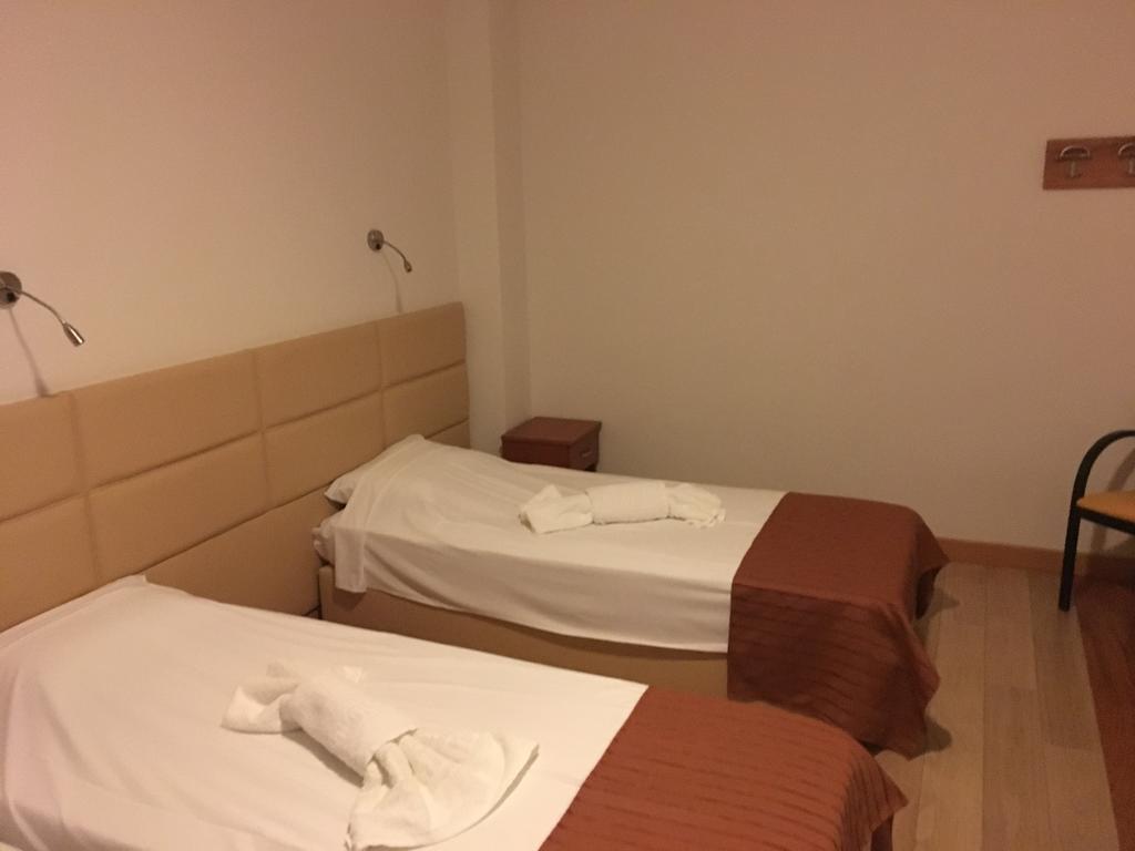 Aitheron Hotel Air Park Zervi Eksteriør billede