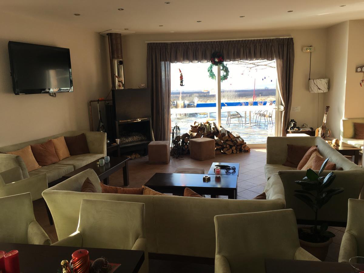 Aitheron Hotel Air Park Zervi Eksteriør billede